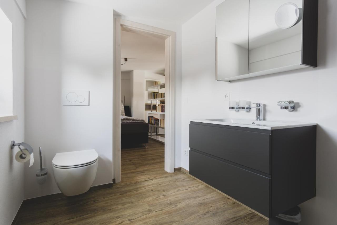 Modernes Loft vor den Toren des Chiemgaus Tacherting Exterior foto