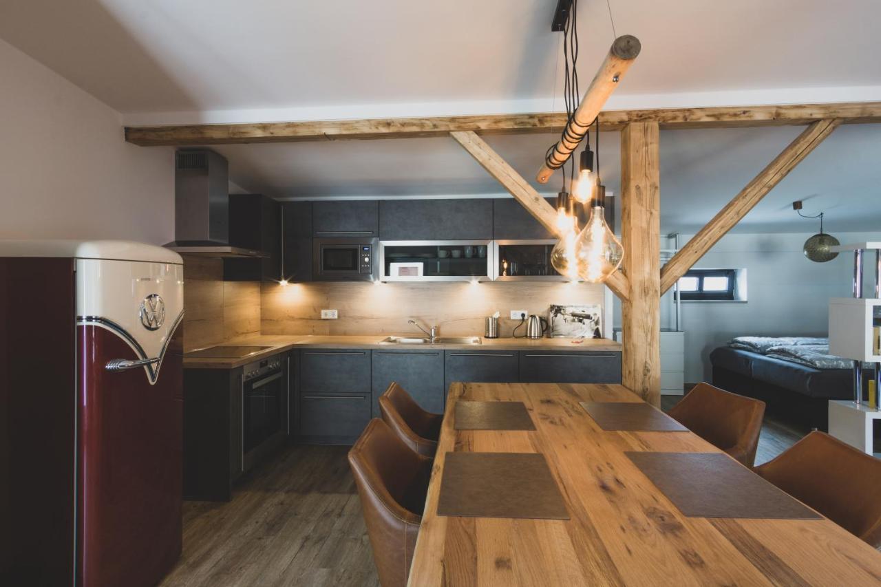 Modernes Loft vor den Toren des Chiemgaus Tacherting Exterior foto